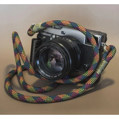 Hyperion nyakpánt, Bolívia