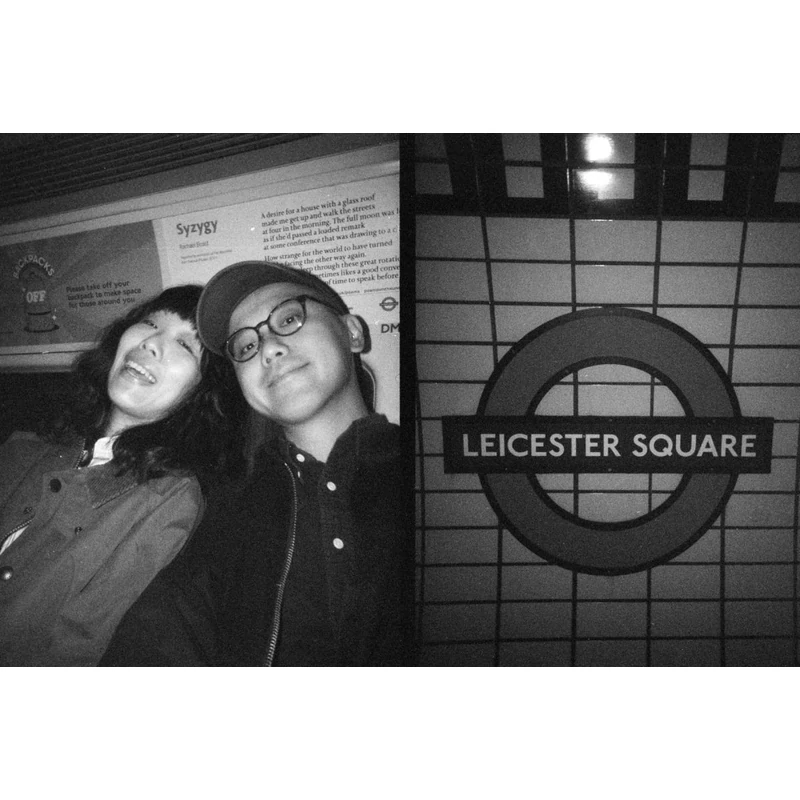 lomo-simple-use-half-frame_b&amp;w