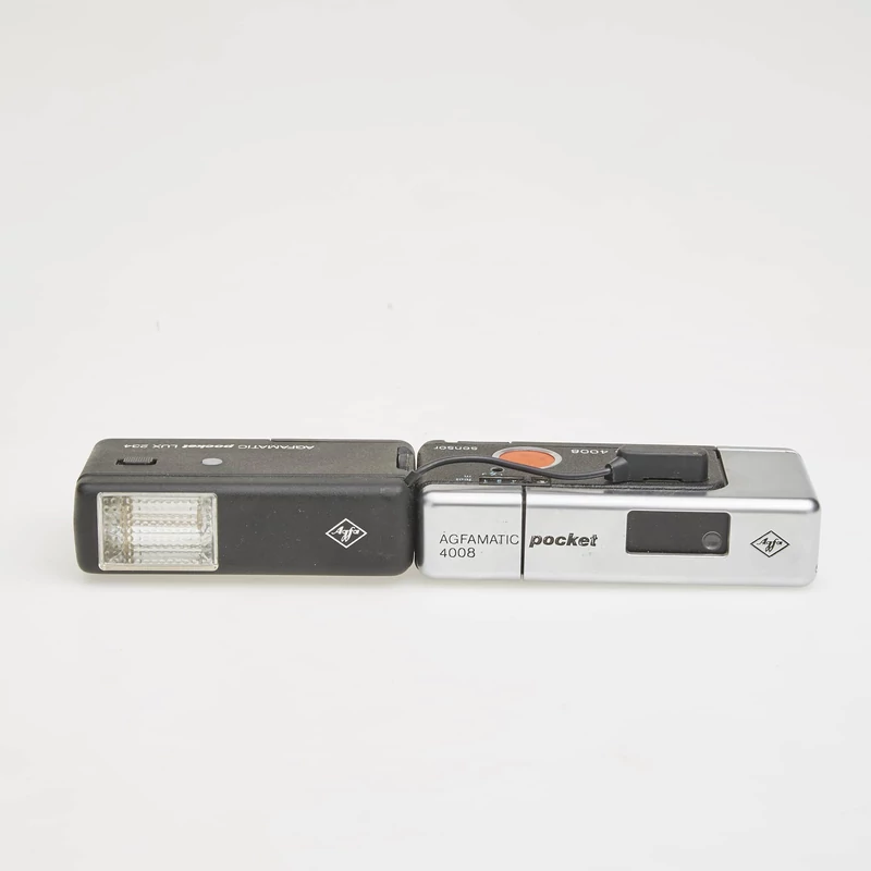 AGFAMATIC POCKET 4008 + LUX 234 használt fényképezőgép 2
