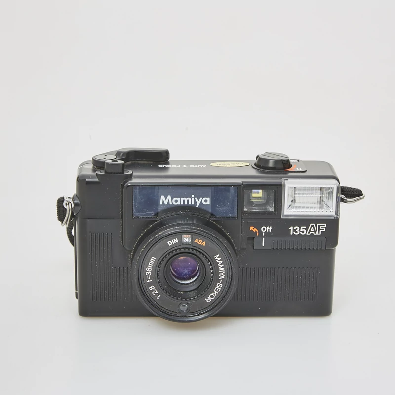 MAMIYA-135-AF-hasznalt-fenykepezogep
